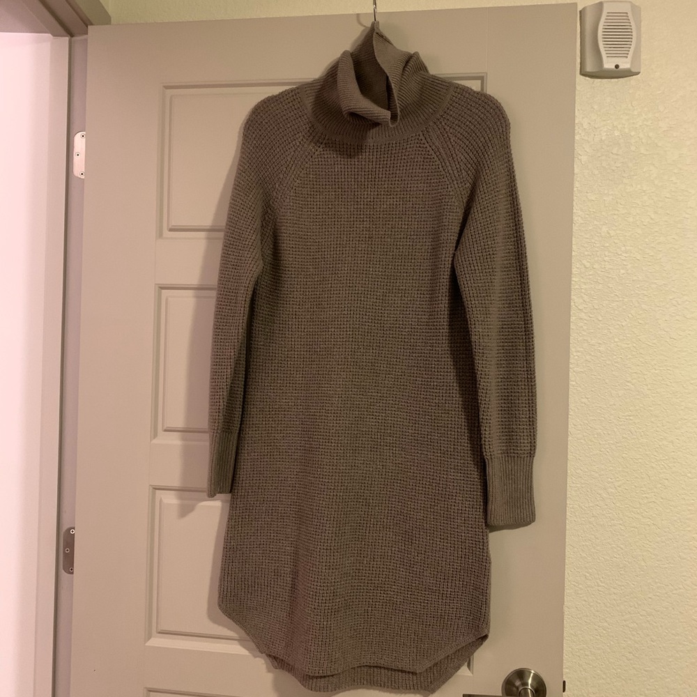 Wilfred sweater dress